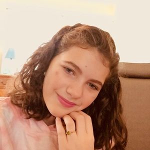 Meet your Posher, Anna